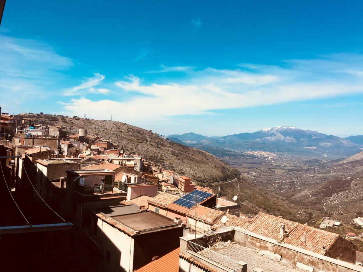 Appartamento Di Giuseppe Sonnino Exterior photo